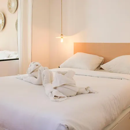 Charming House In With Terrace Сasa de vacaciones Montreuil (Seine-Saint-Denis)